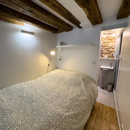 Appartement Indépendant De Charme Paris
